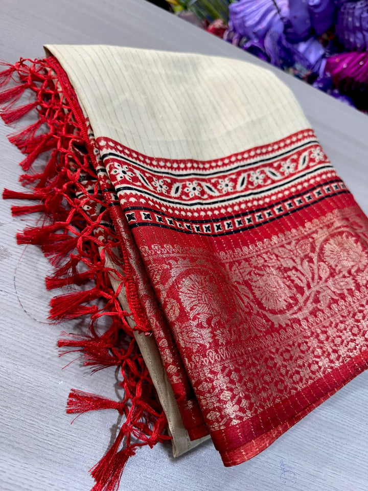 Beautiful Matka With Ajrakh Saree