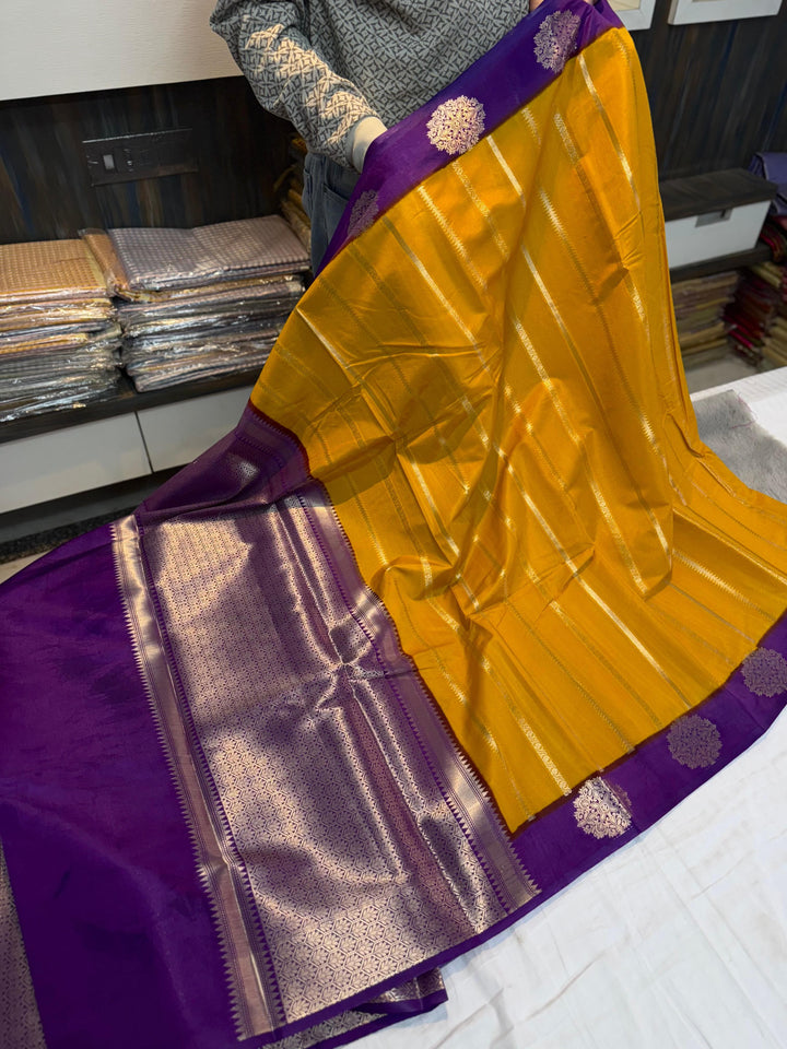 Beautiful Banarse Warm Silk Saree With Blouse