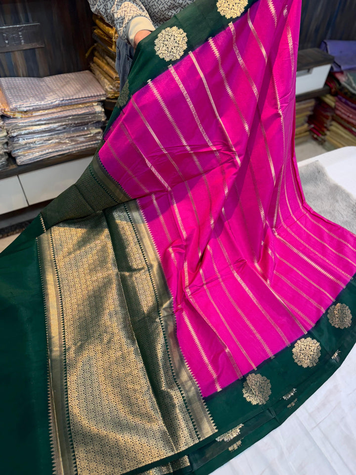 Beautiful Banarse Warm Silk Saree With Blouse