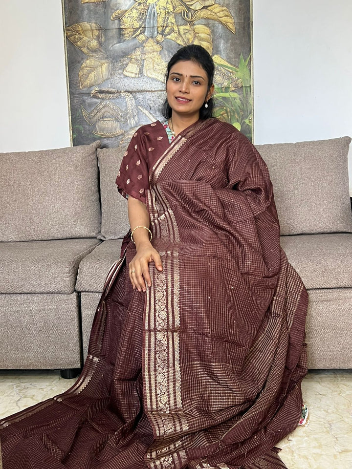 Beautiful Brown Pure Chinnon Saree With Blouse