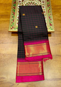 Beautiful Gadwal Silk Cotton Check Saree With Blouse