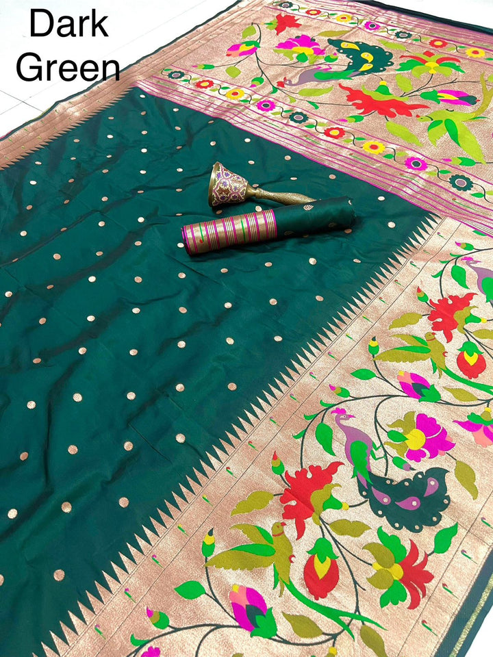 Beautiful Paithani Silk Saree With Blouse