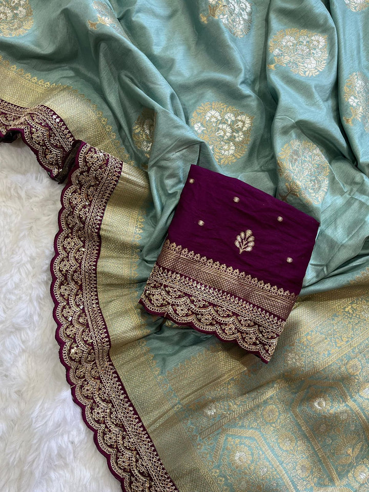 Beautiful Munga Silk Saree with Lace Border