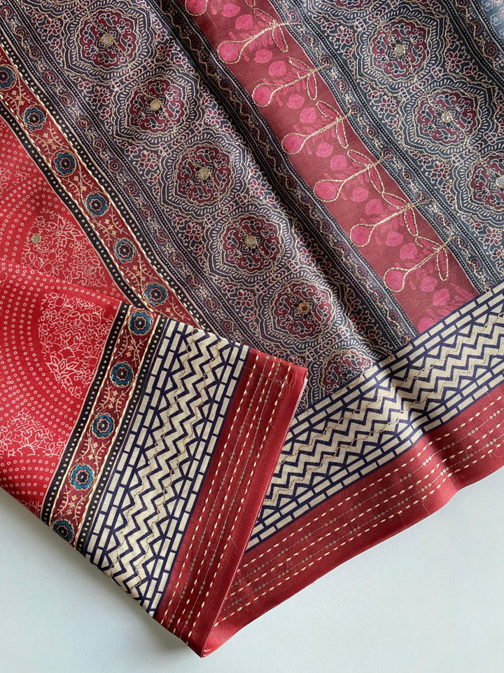 Beautiful Kantha Work Linen Saree With Blouse