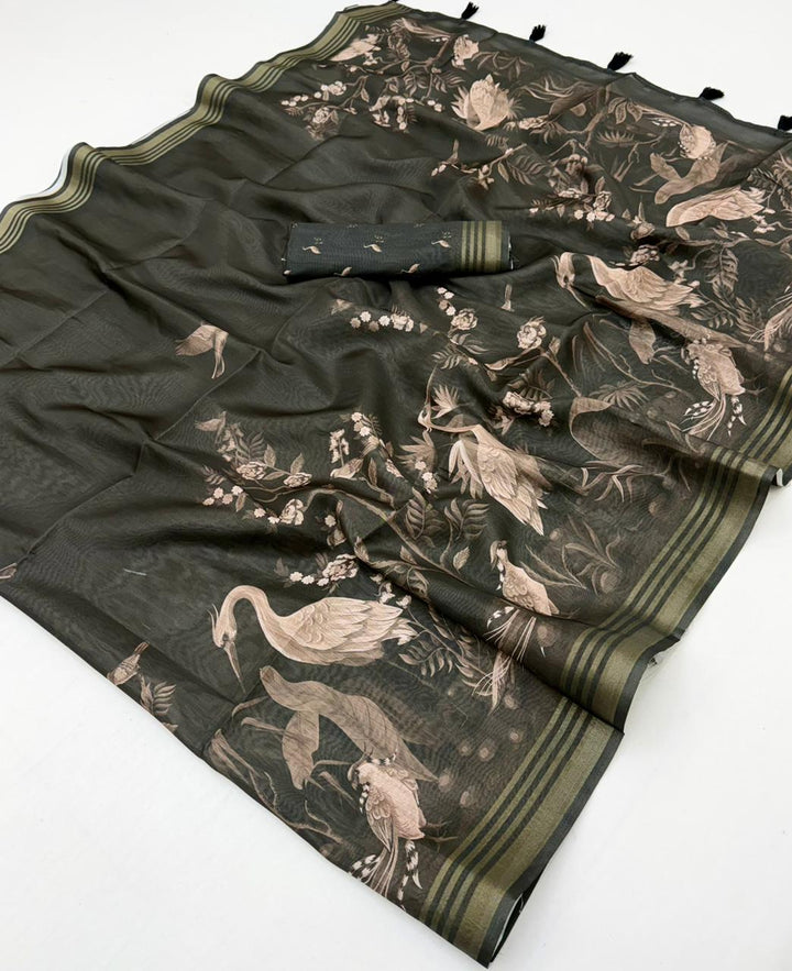 Gorgeous Linen silk Cotton Saree With Blouse